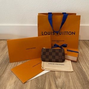 SOLD! BRAND NEW Louis Vuitton Key Pouch